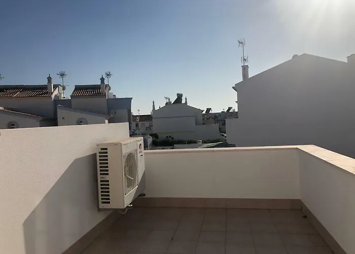 Beachouse Algarve 펜션 만타로타